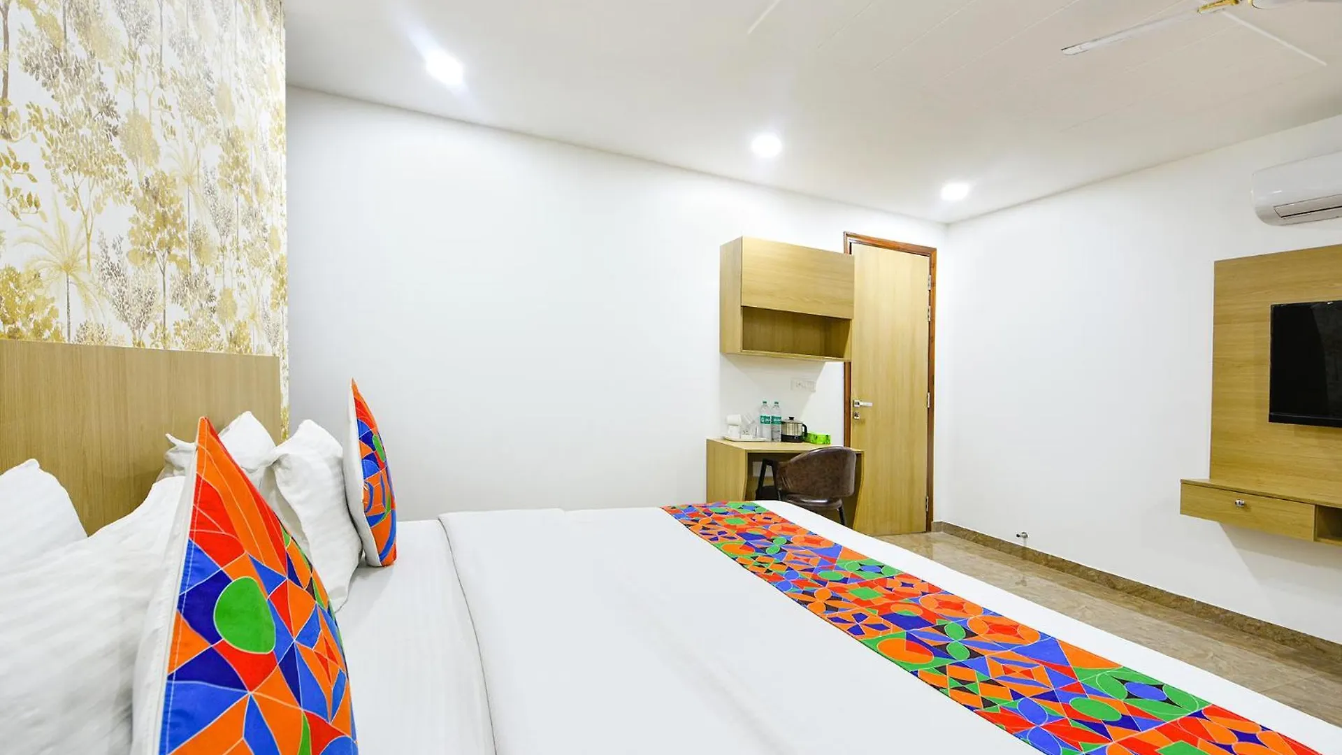 8 Stayz Gurgaon