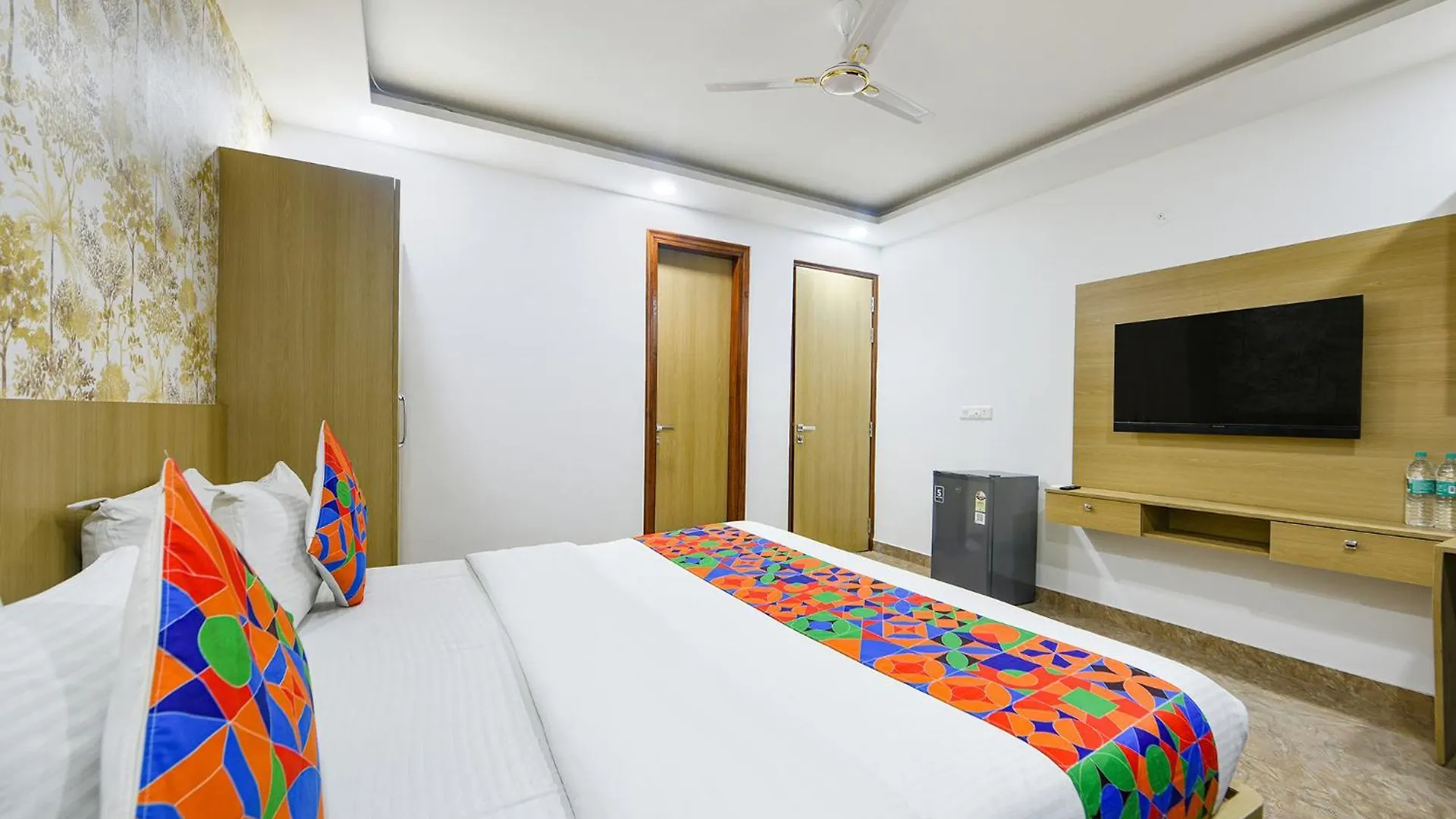 8 Stayz Gurgaon